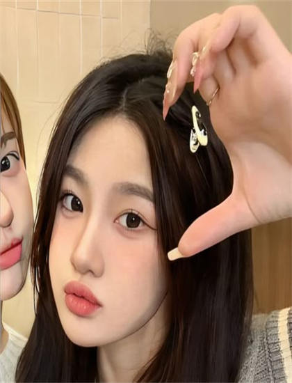 觉醒仿生浩劫美学价值分析：艺术美感与审美特征探讨